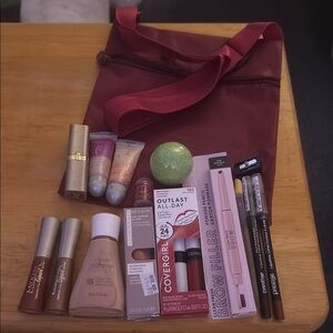 Makeup Enhancer Kit with a variety of cosmetics 53